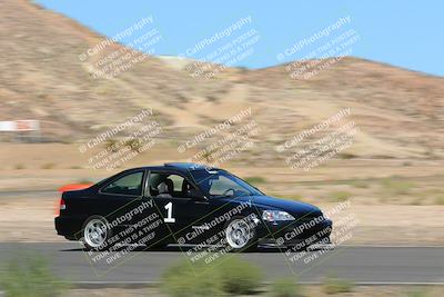 media/Oct-01-2022-Team Topak Racing (Sat) [[f860fb51be]]/2-Inter Low 2/session 2 turn 11/